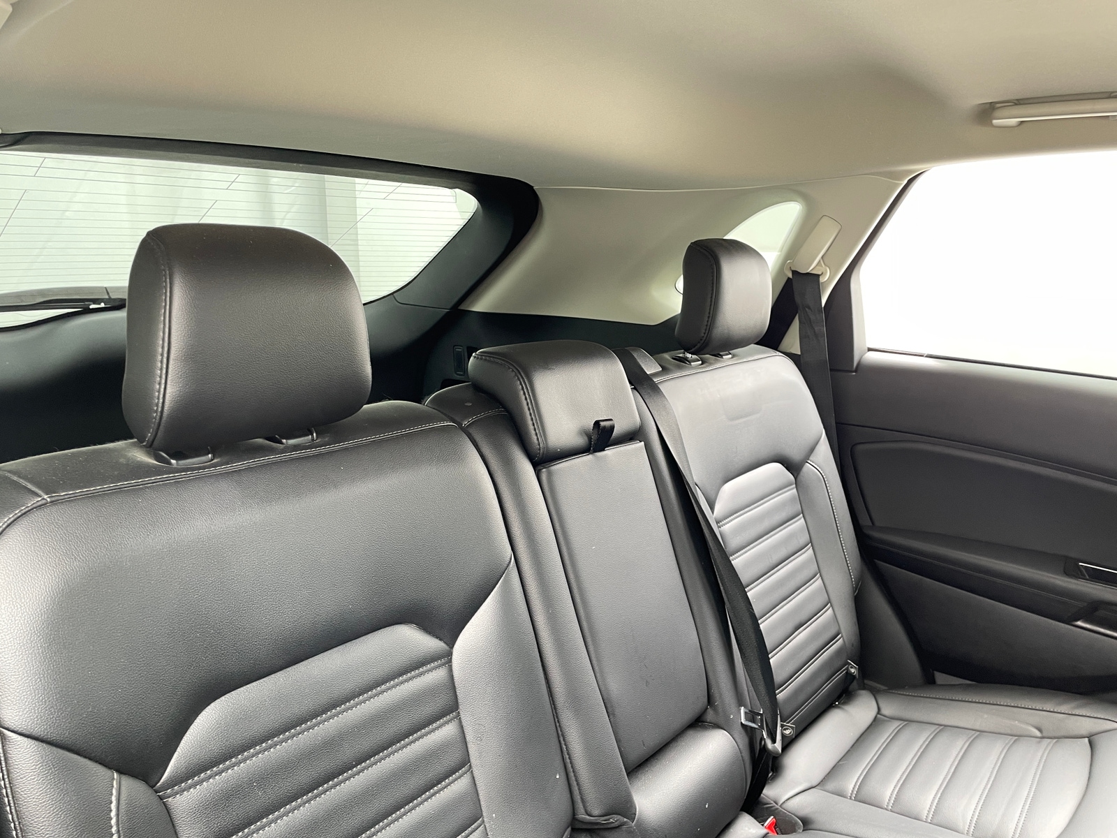 Thumbnail: 2019 Ford Edge - 5