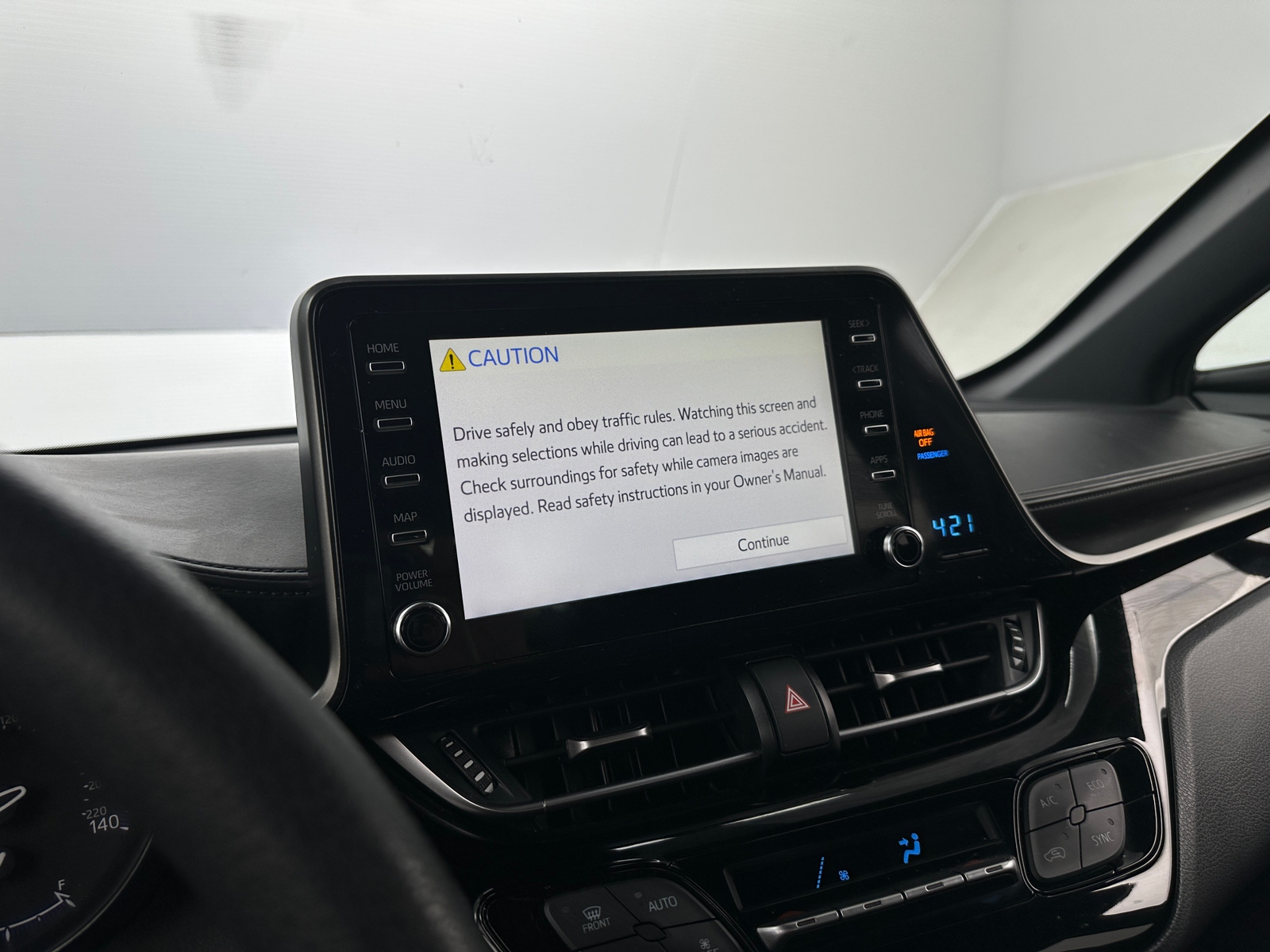 Thumbnail: 2019 Toyota C-HR - 4