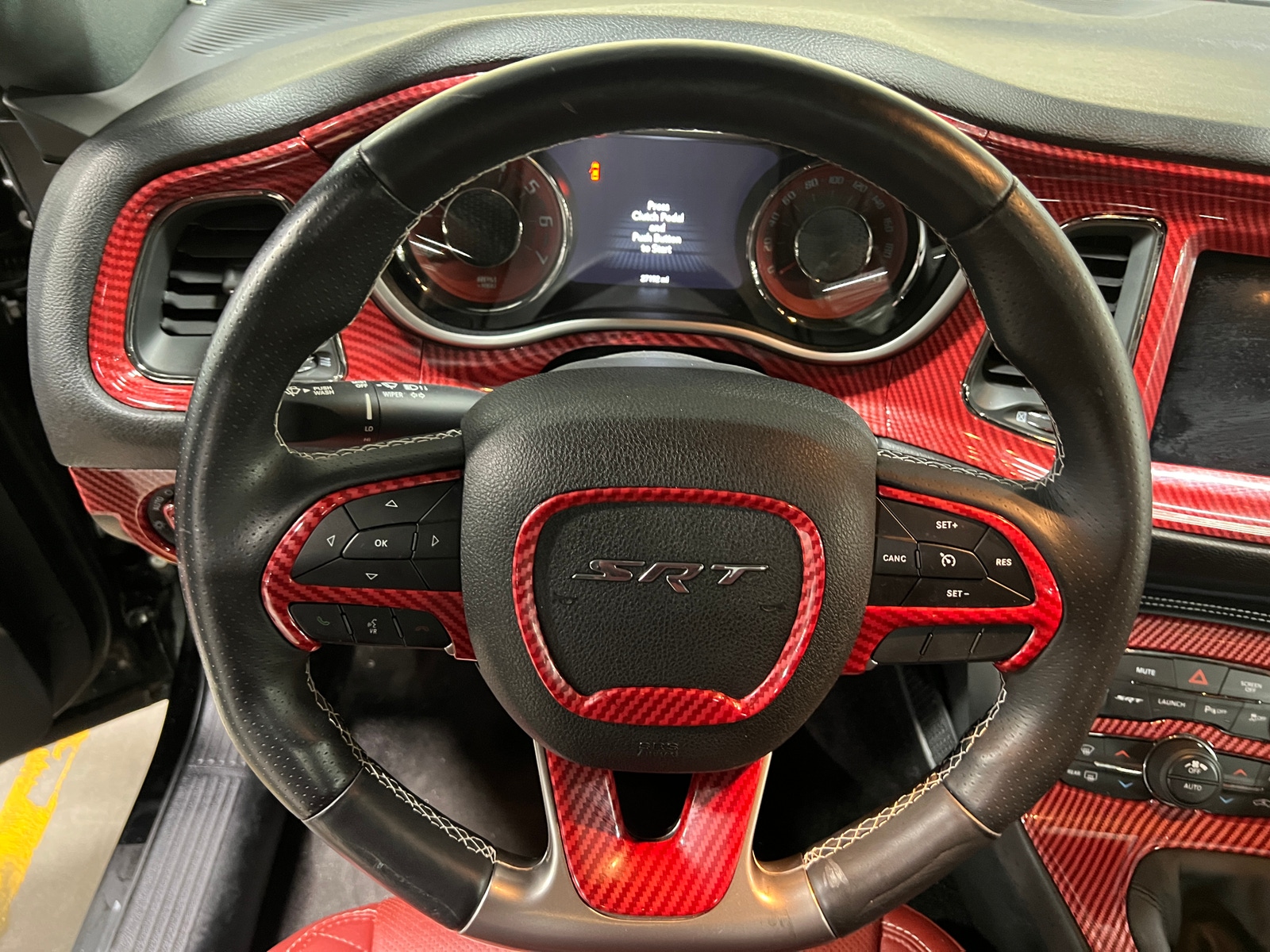 Thumbnail: 2018 Dodge Challenger - 3