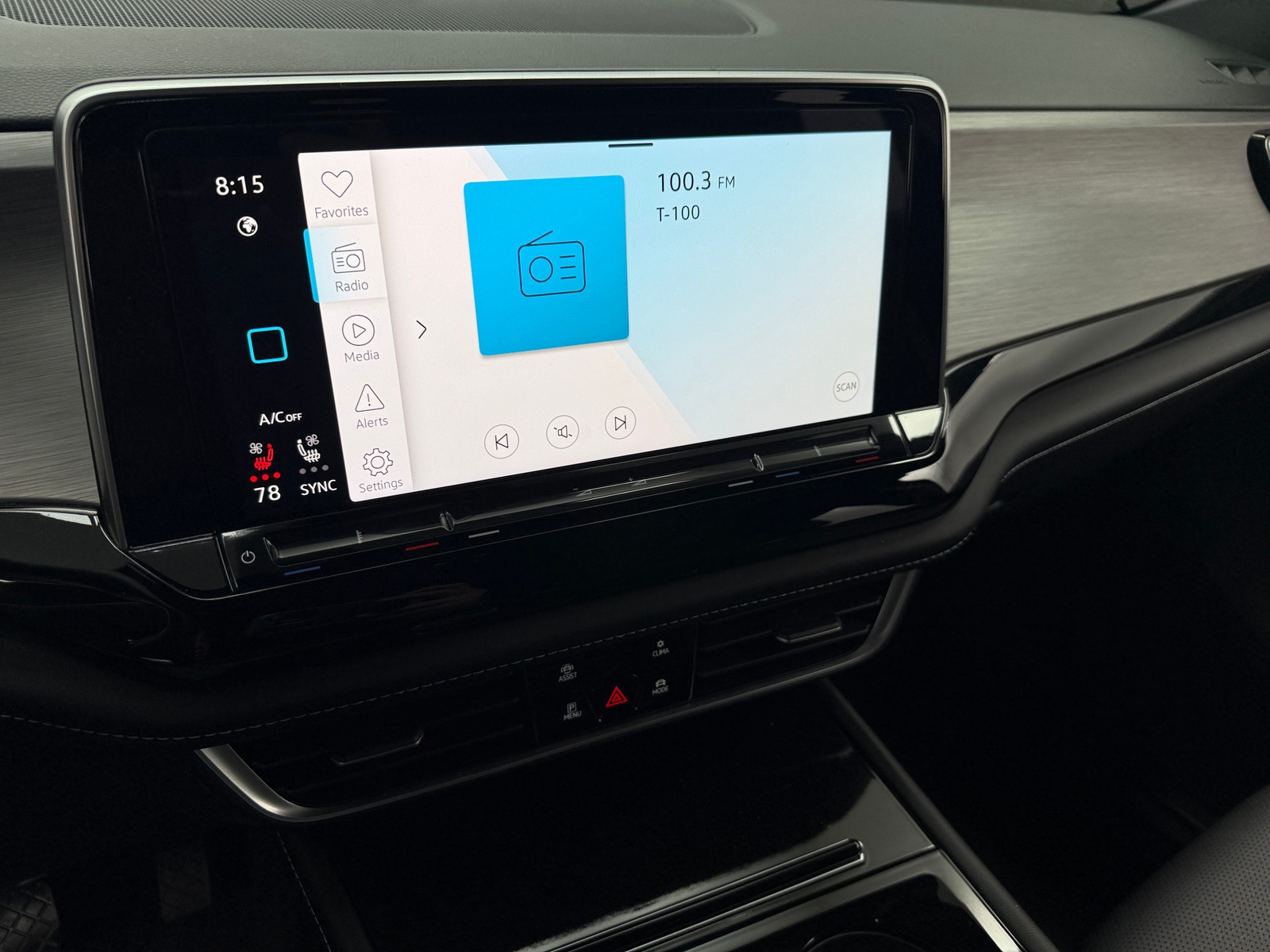 Thumbnail: 2024 Volkswagen Atlas - 3