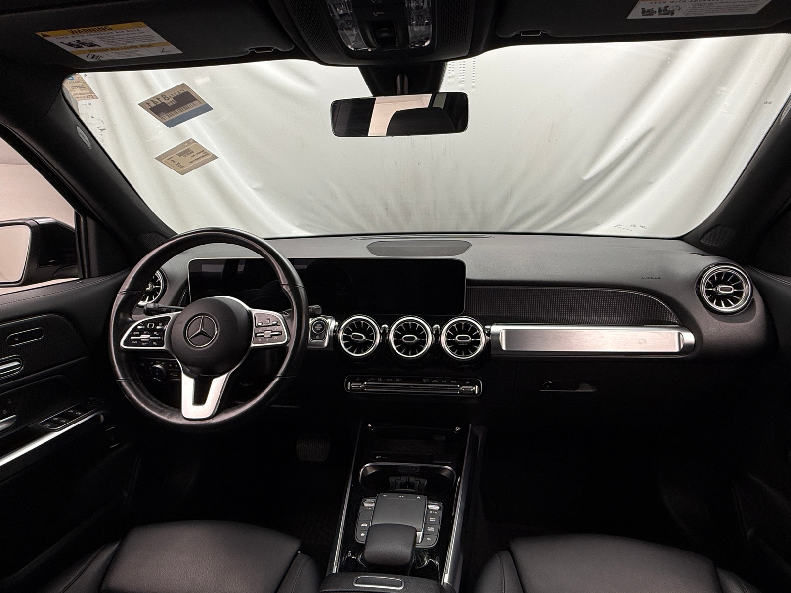 Thumbnail: 2021 Mercedes-Benz GLB - 2