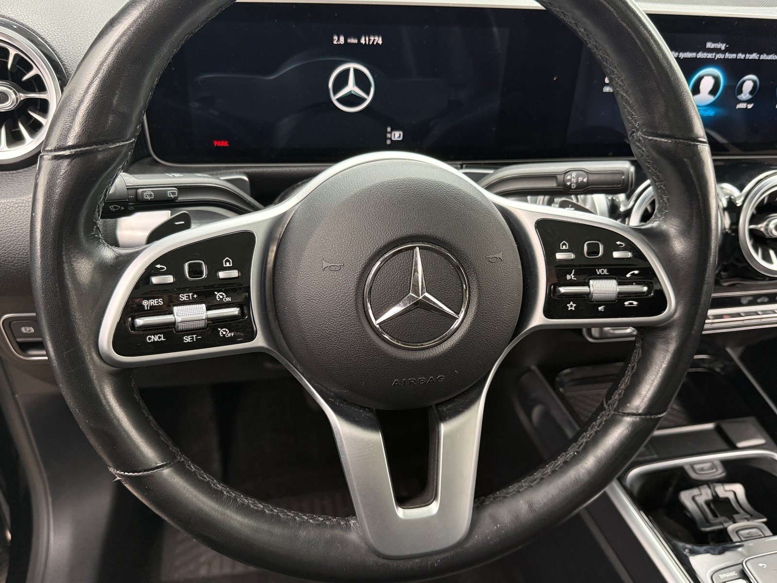 Thumbnail: 2021 Mercedes-Benz GLB - 4