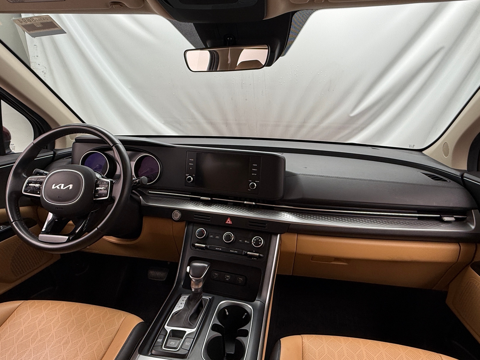 Thumbnail: 2024 Kia Carnival - 2