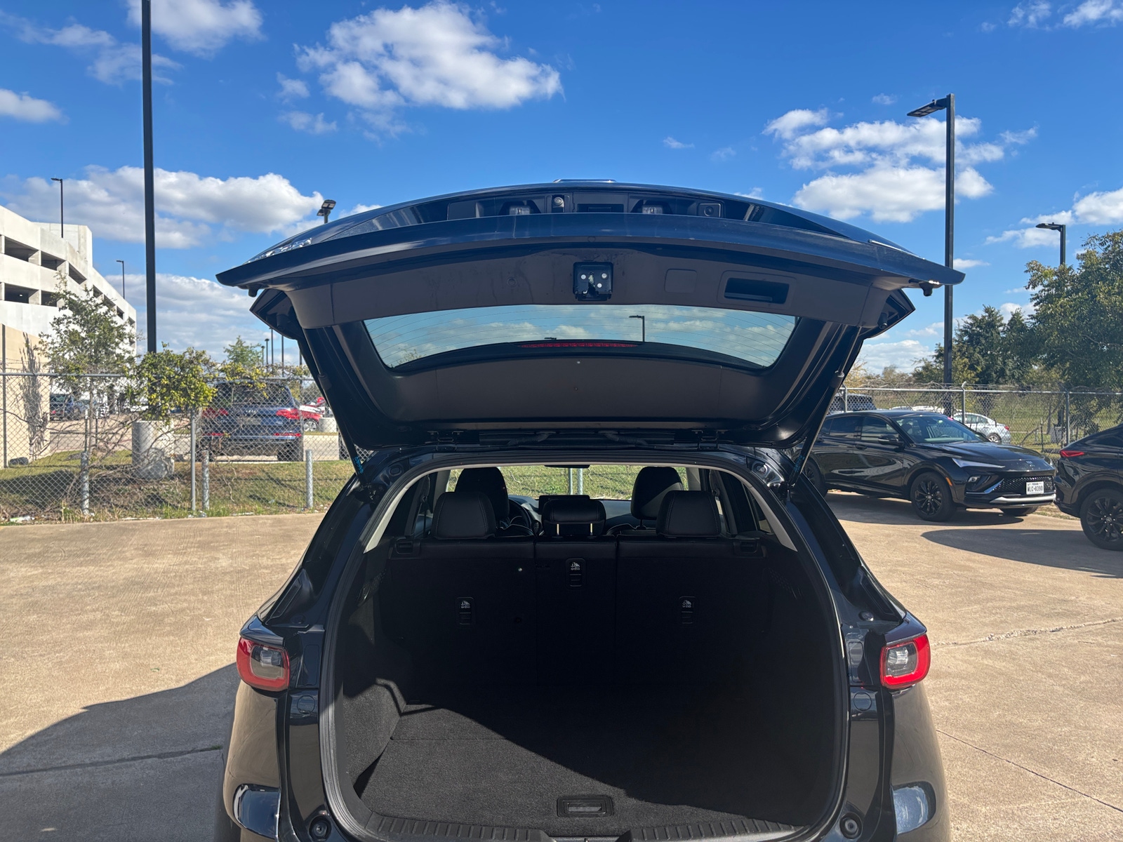 Thumbnail: 2025 Mazda CX-5 - 6