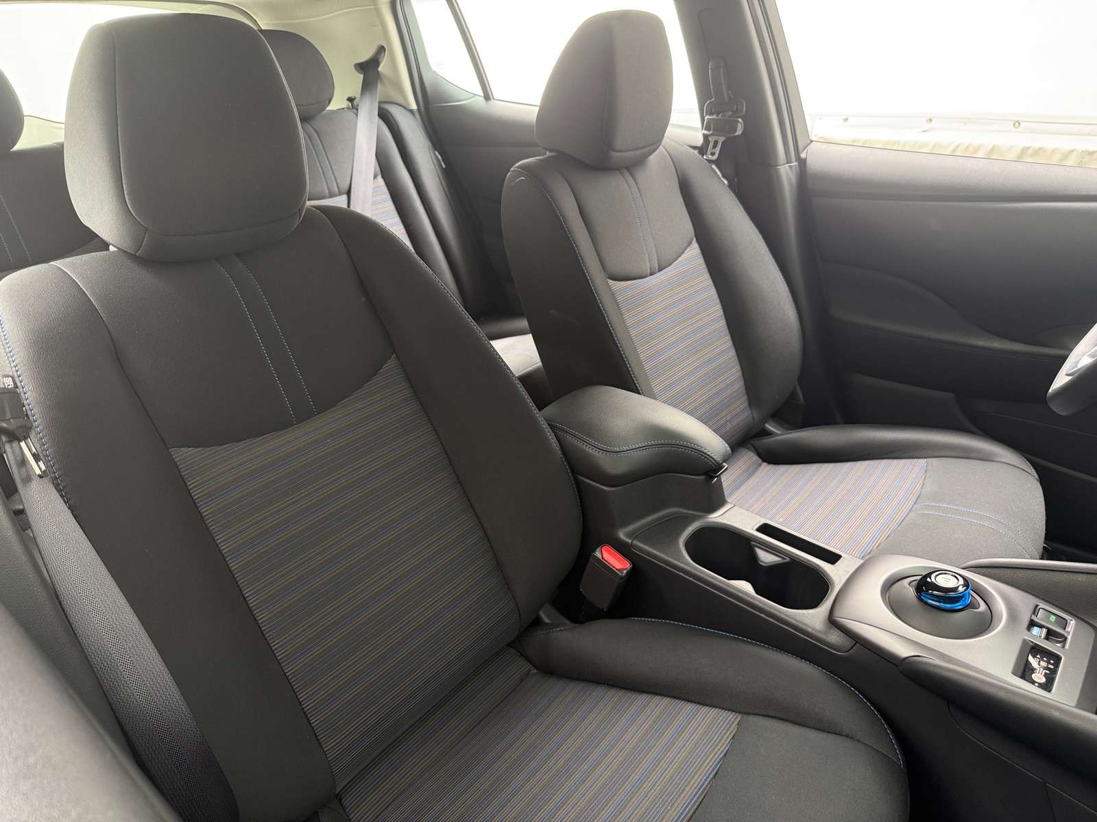 Thumbnail: 2025 Nissan Leaf - 2