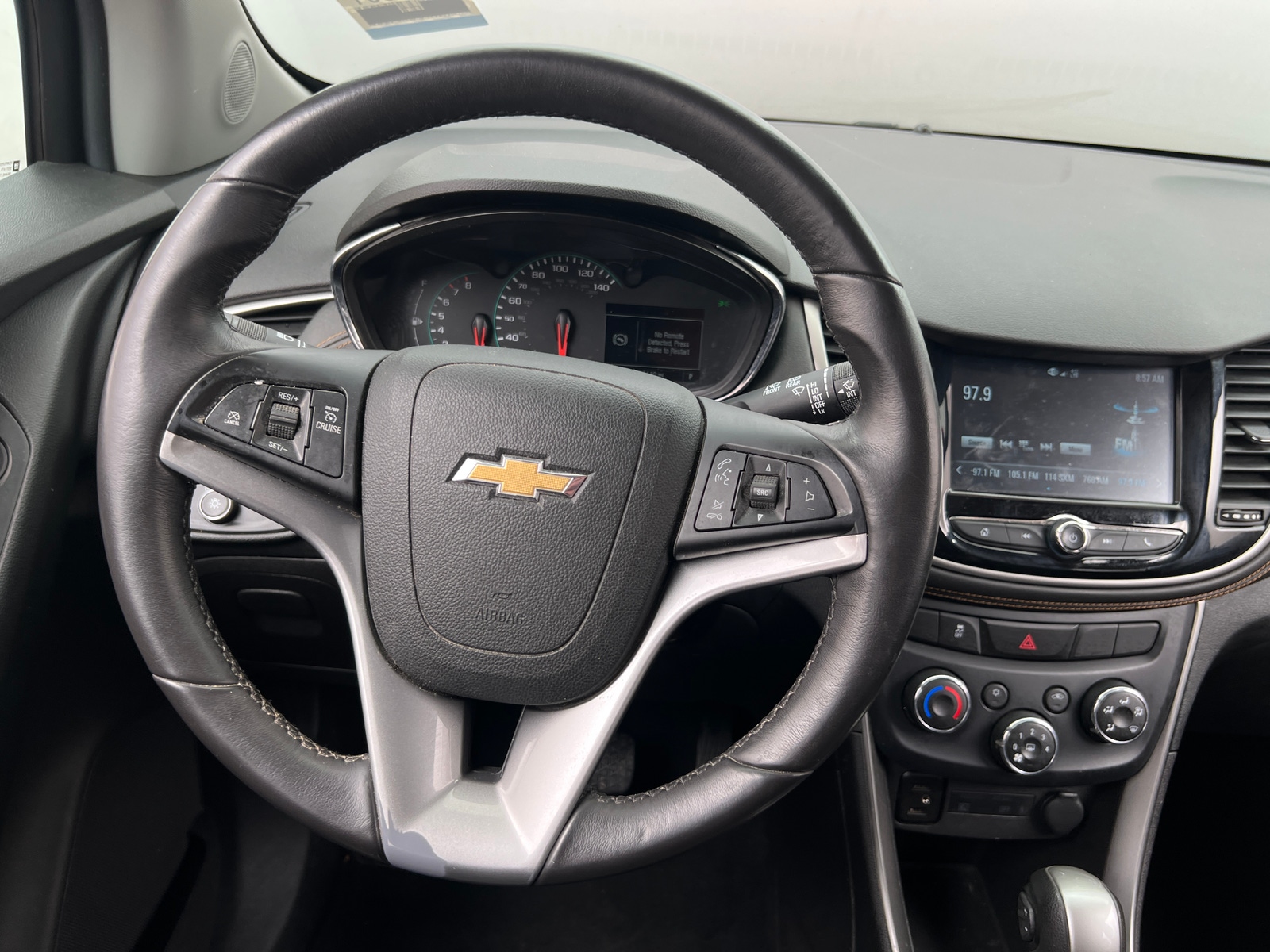 Thumbnail: 2017 Chevrolet Trax - 4