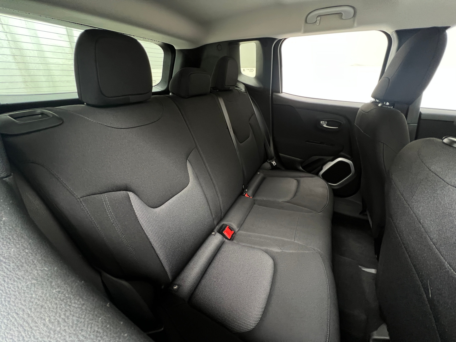 Thumbnail: 2018 Jeep Renegade - 6