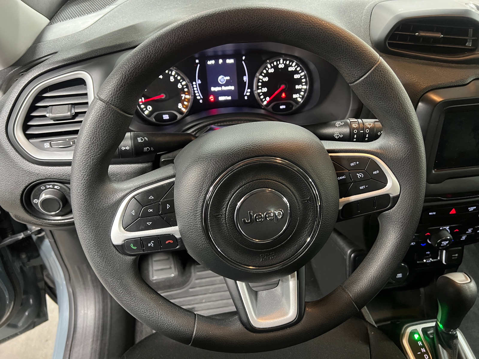 Thumbnail: 2018 Jeep Renegade - 5