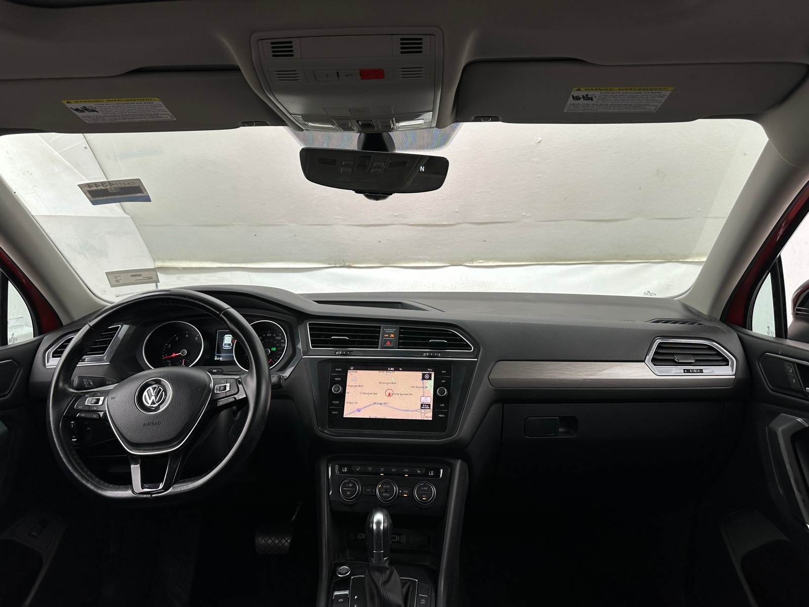 Thumbnail: 2018 Volkswagen Tiguan - 2