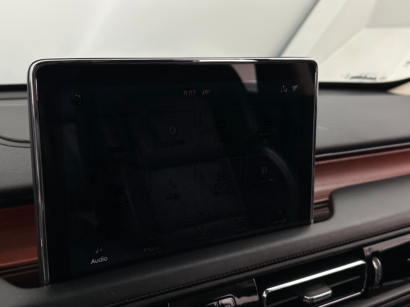 Thumbnail: 2020 Lincoln Aviator - 3