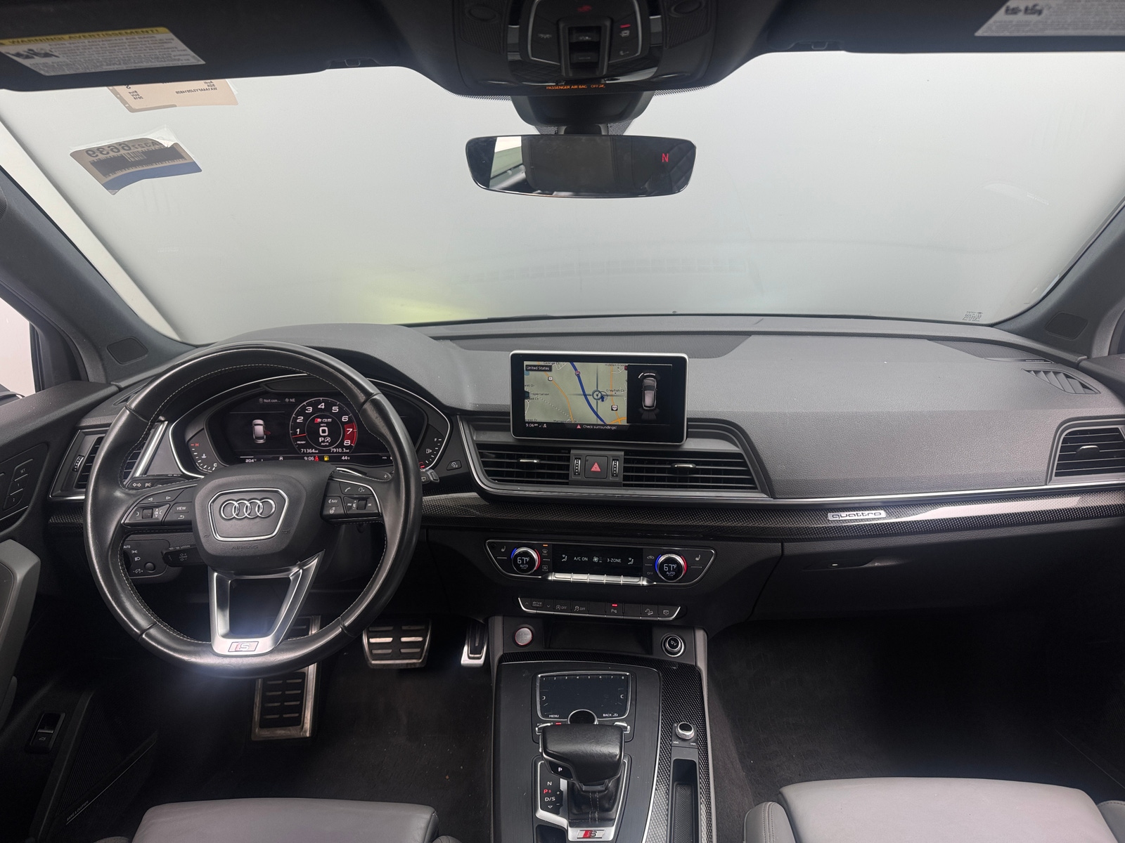 Thumbnail: 2018 Audi SQ5 - 3