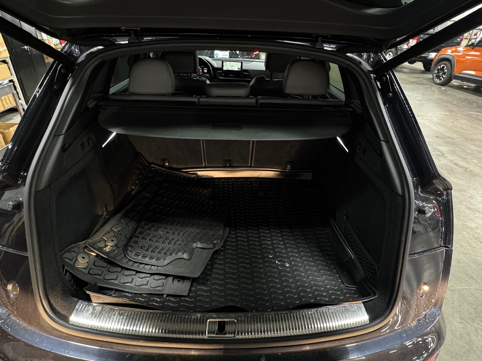 Thumbnail: 2018 Audi SQ5 - 7