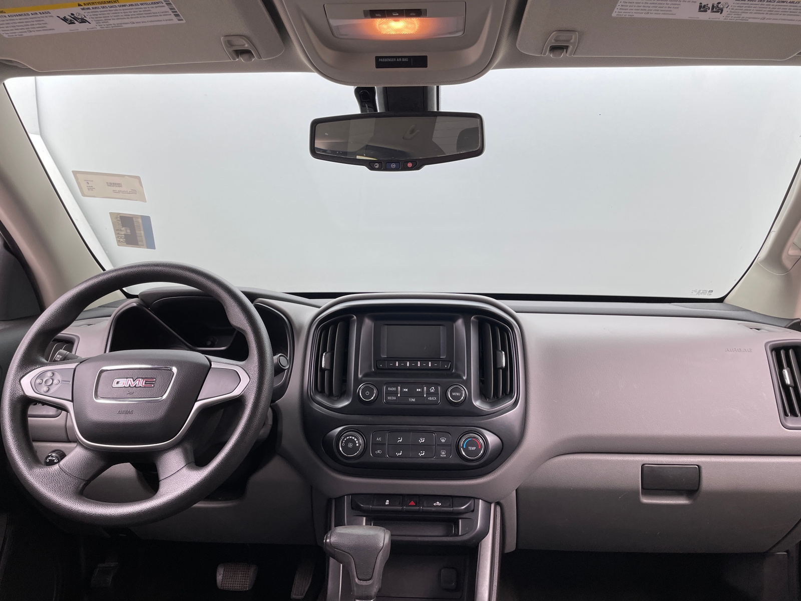 Thumbnail: 2016 GMC Canyon - 3