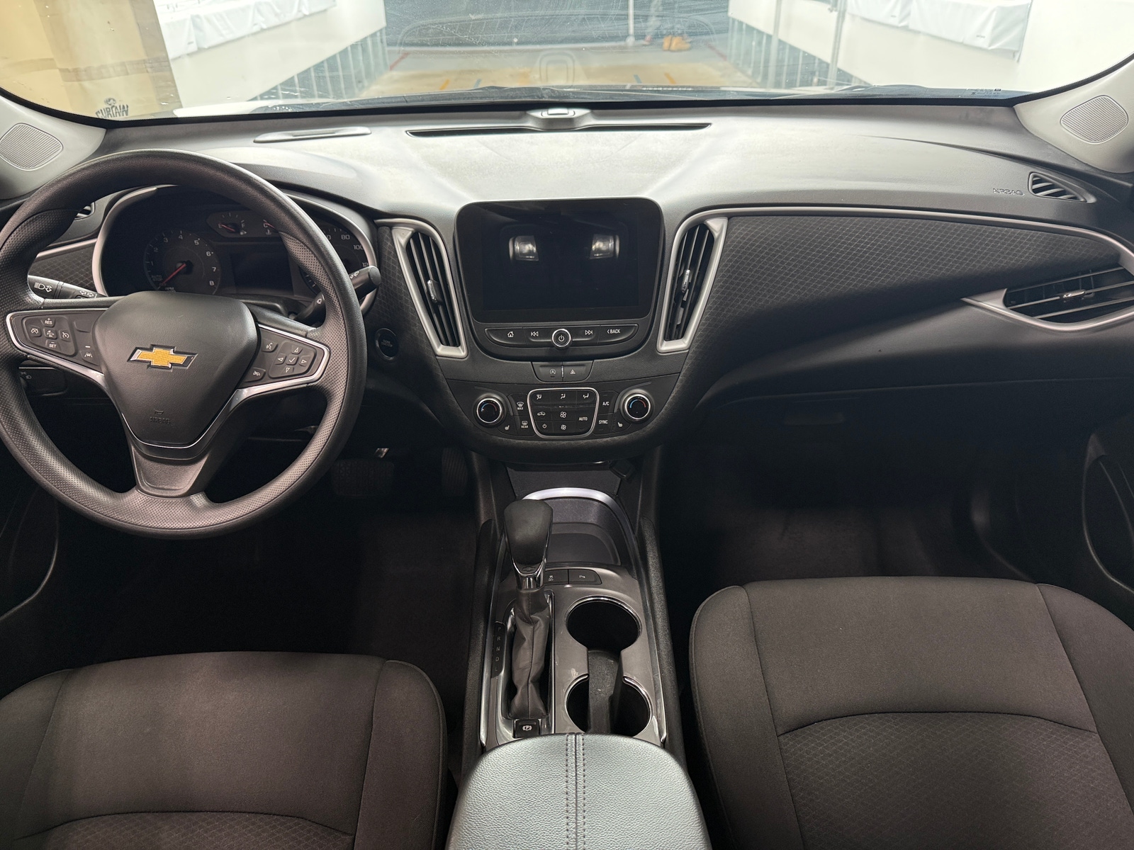 Thumbnail: 2024 Chevrolet Malibu - 3