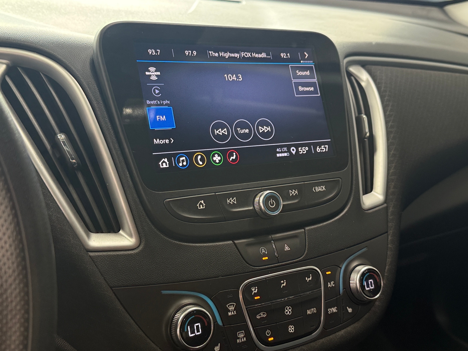 Thumbnail: 2024 Chevrolet Malibu - 4