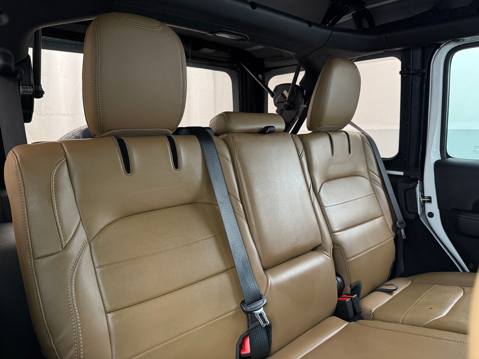 Thumbnail: 2022 Jeep Wrangler - 5