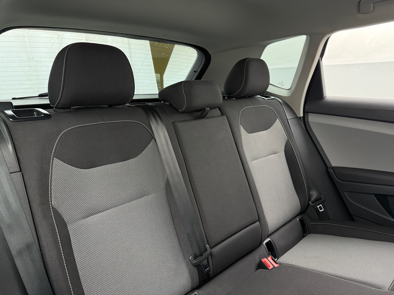 Thumbnail: 2022 Volkswagen Taos - 6