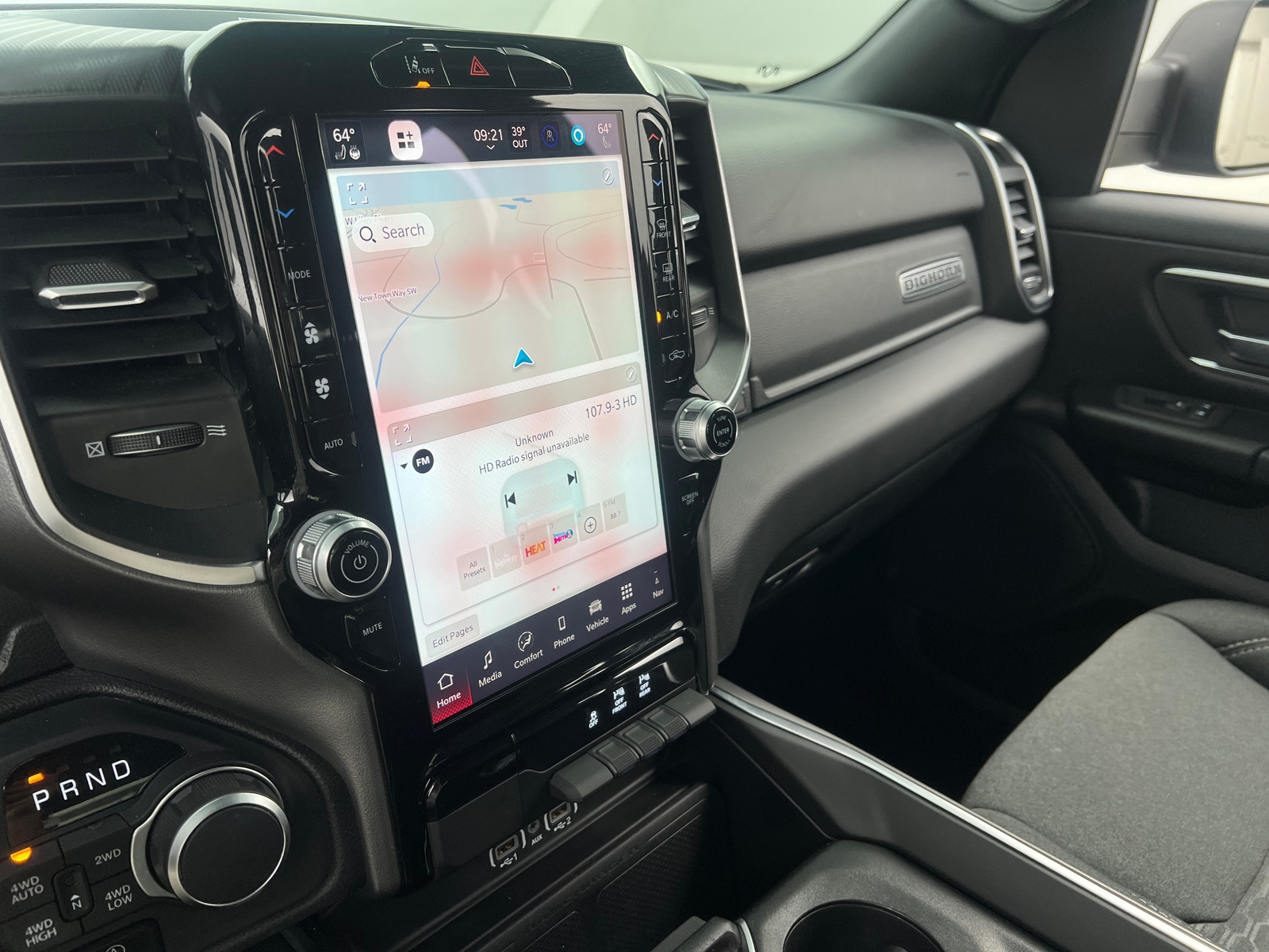 Thumbnail: 2025 RAM 1500 - 4