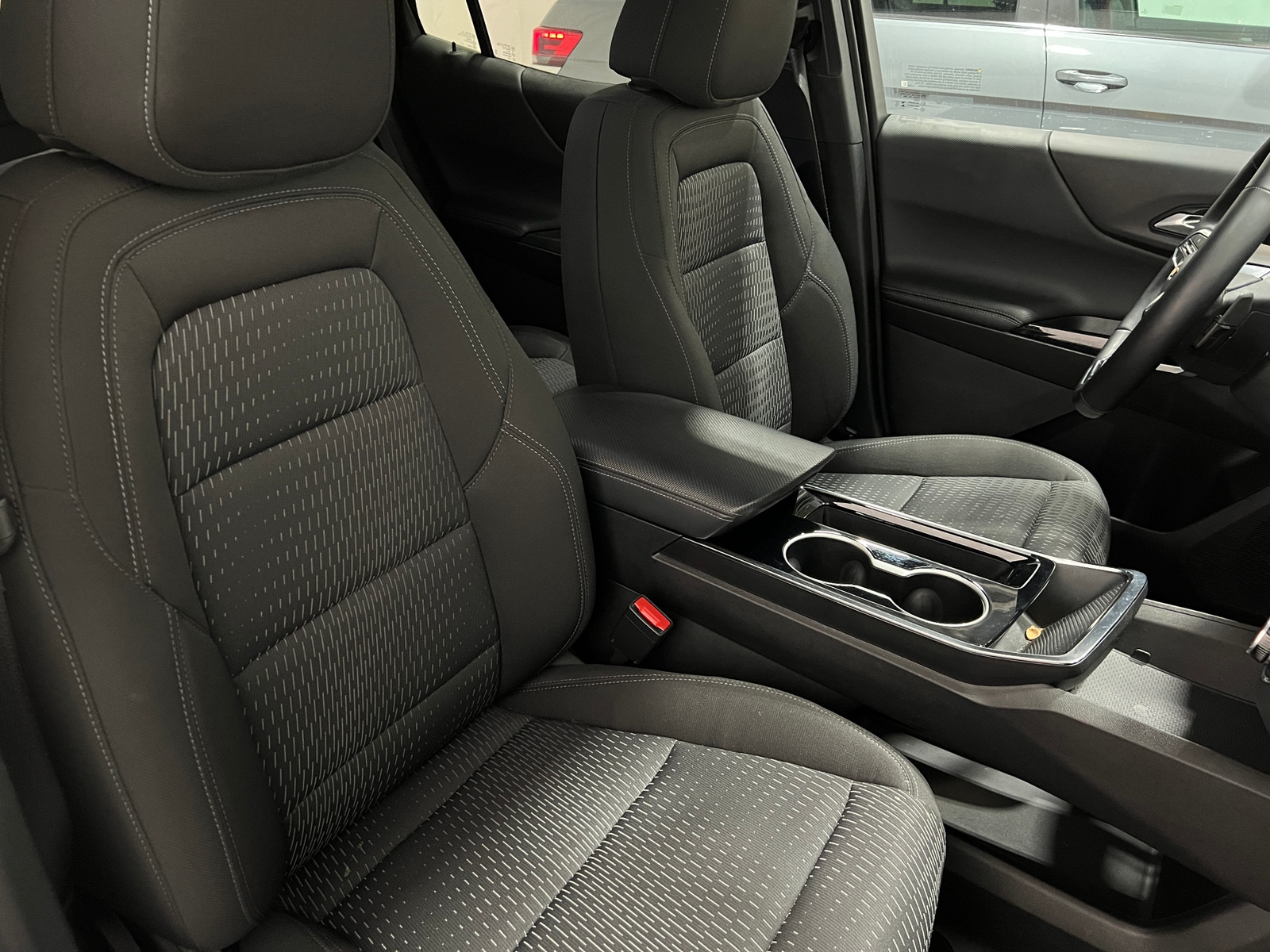 Thumbnail: 2025 Chevrolet Equinox - 2