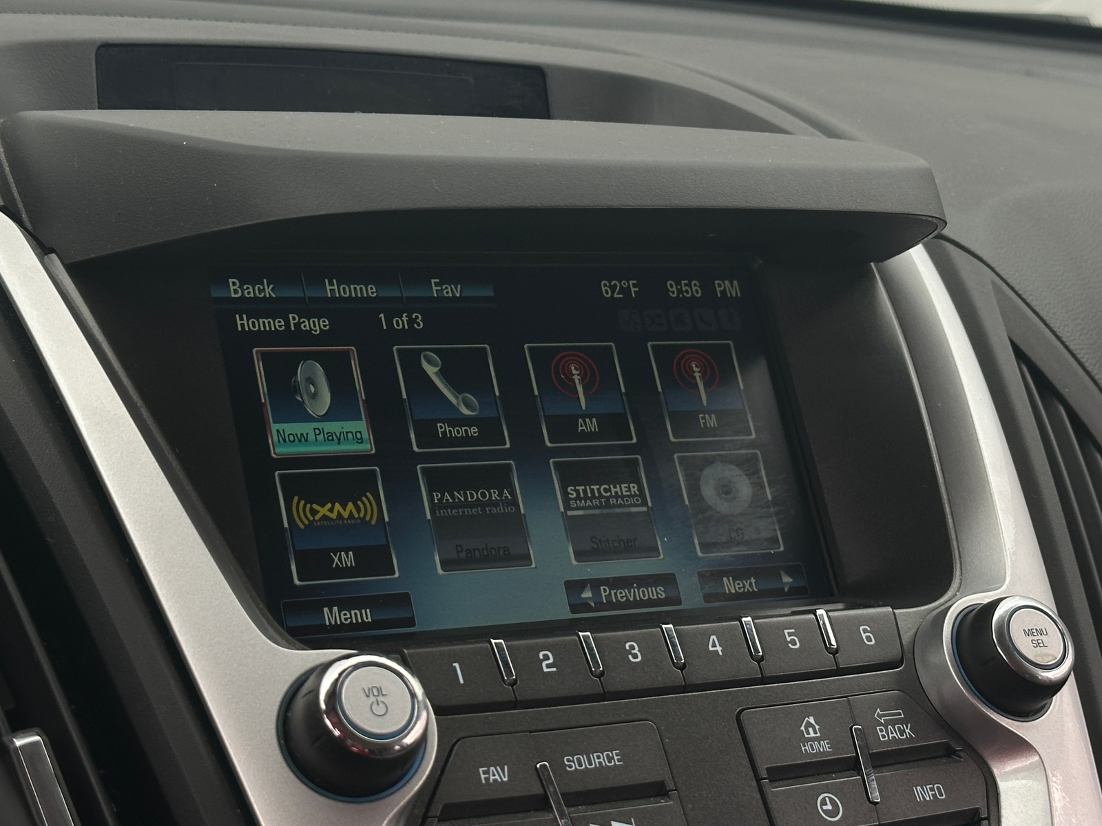 Thumbnail: 2013 Chevrolet Equinox - 3