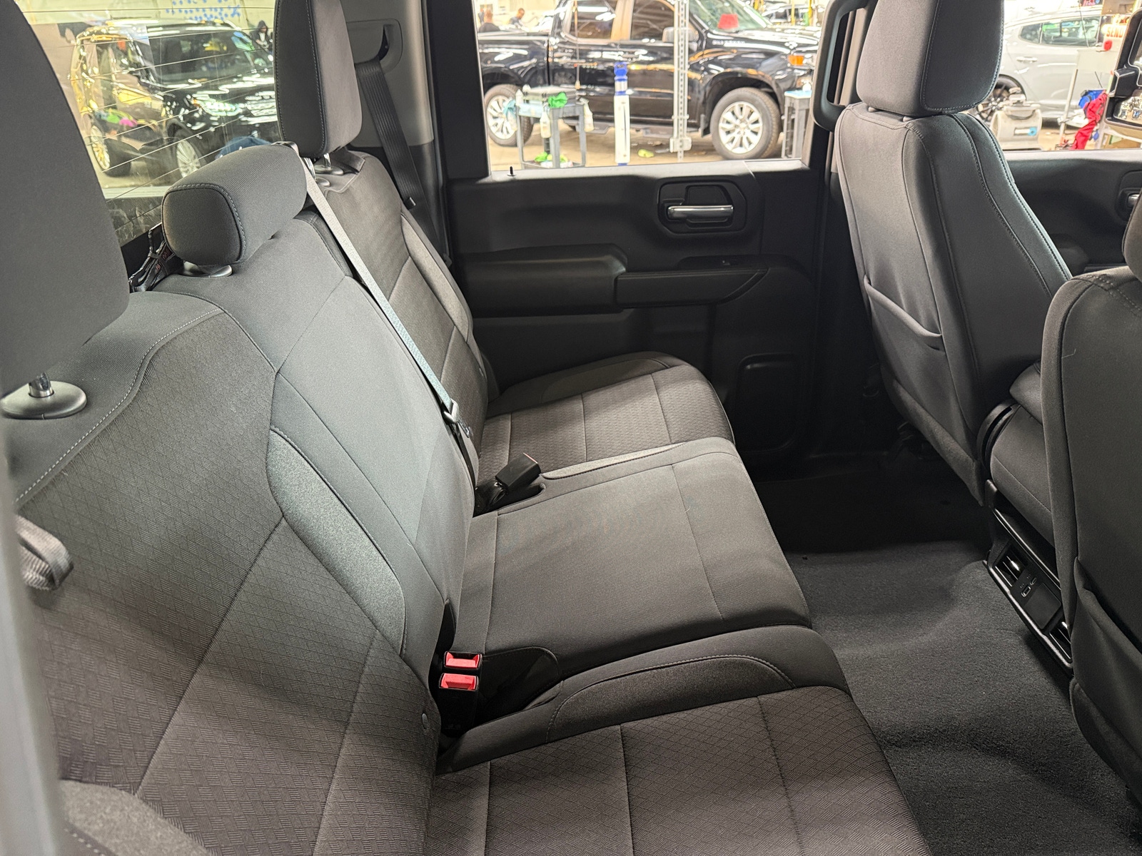 Thumbnail: 2024 Chevrolet Silverado 2500 - 6