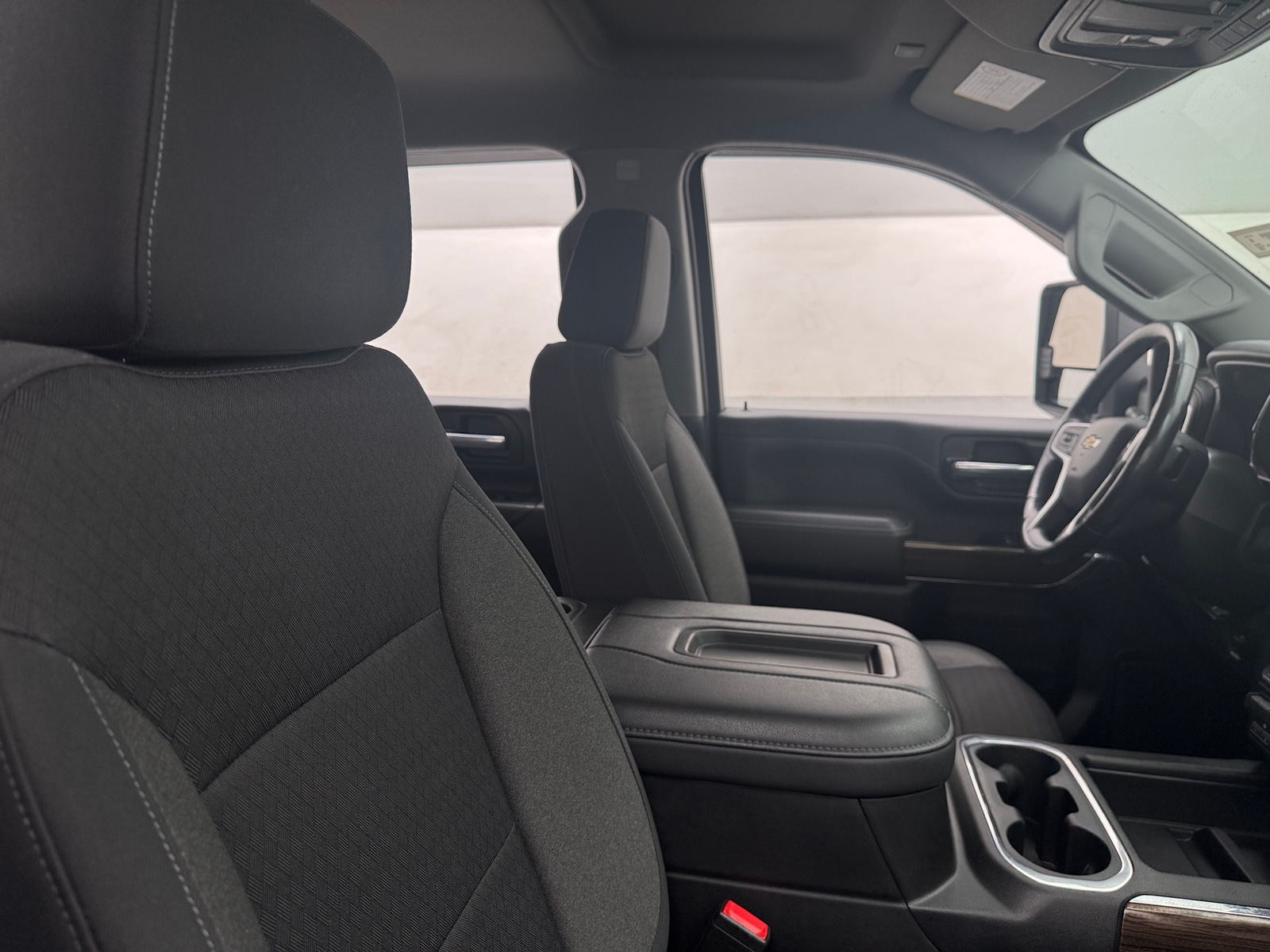 Thumbnail: 2022 Chevrolet Silverado 2500 - 2