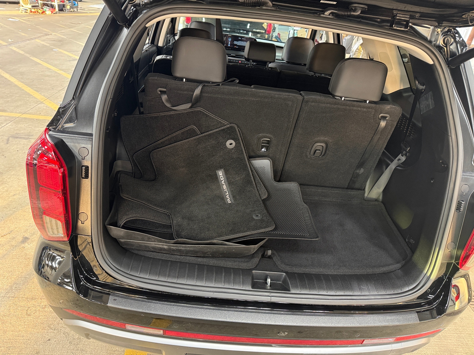 Thumbnail: 2023 Hyundai Palisade - 6