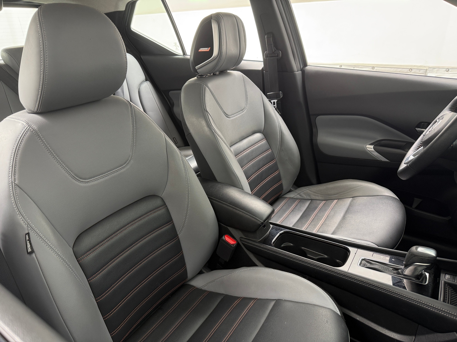 Thumbnail: 2023 Nissan Kicks - 2