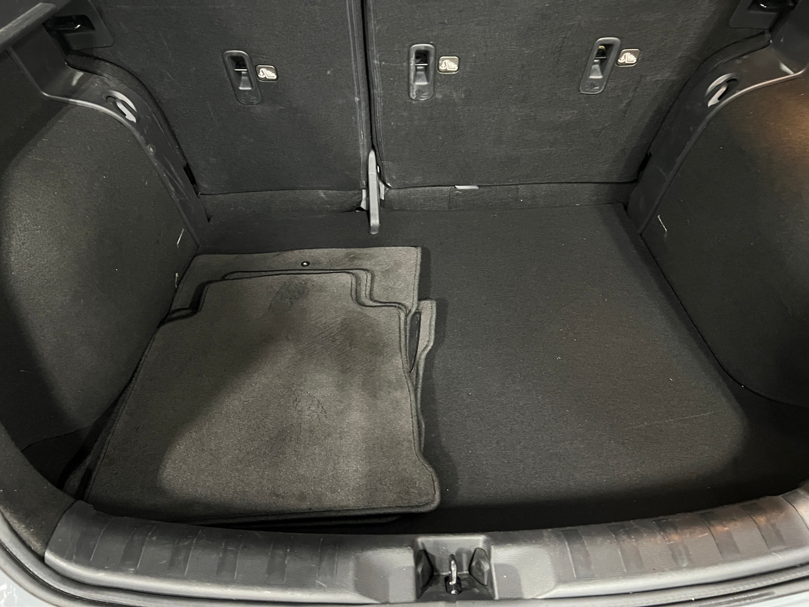 Thumbnail: 2023 Nissan Kicks - 7