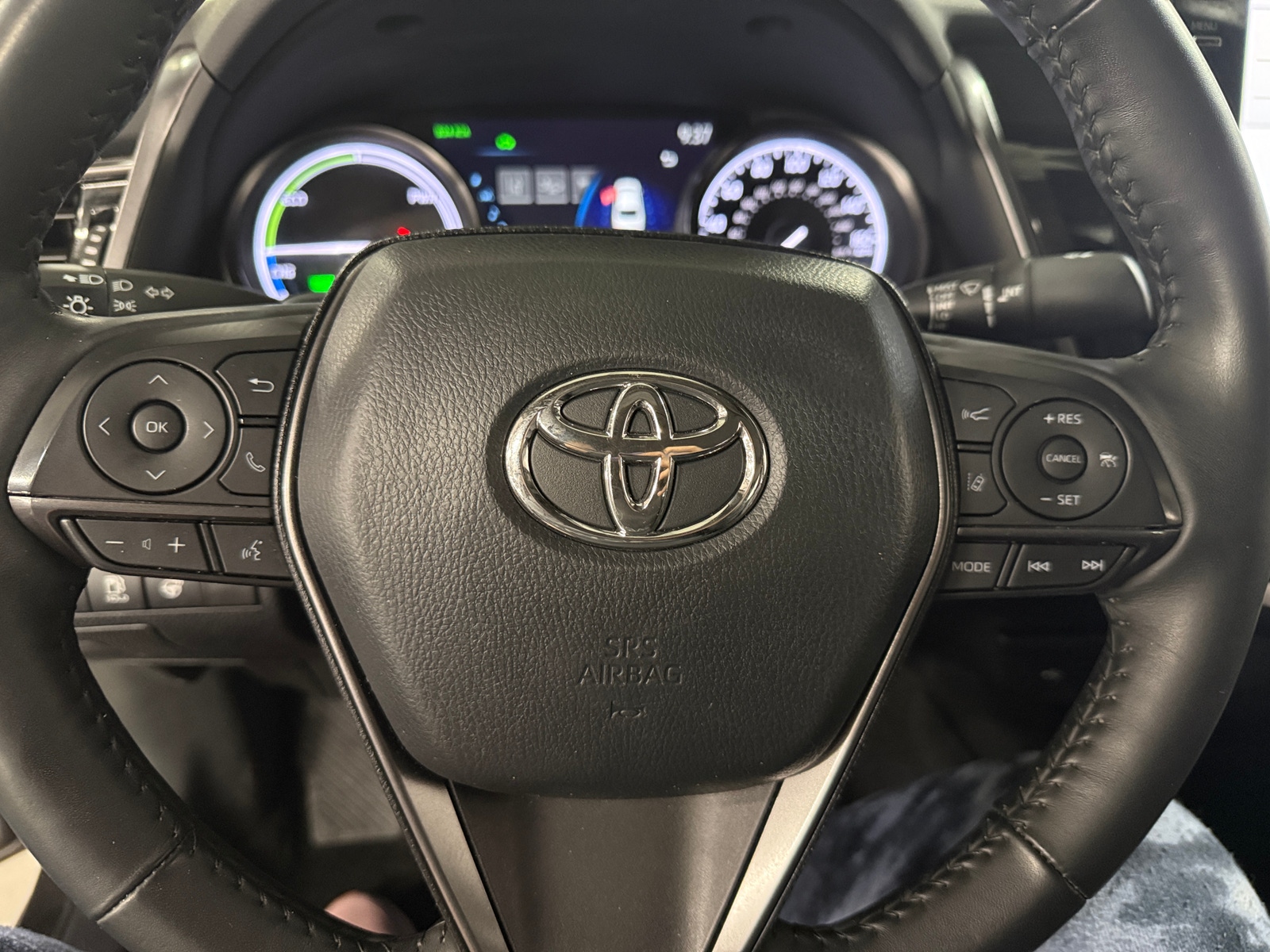 Thumbnail: 2023 Toyota Camry - 4