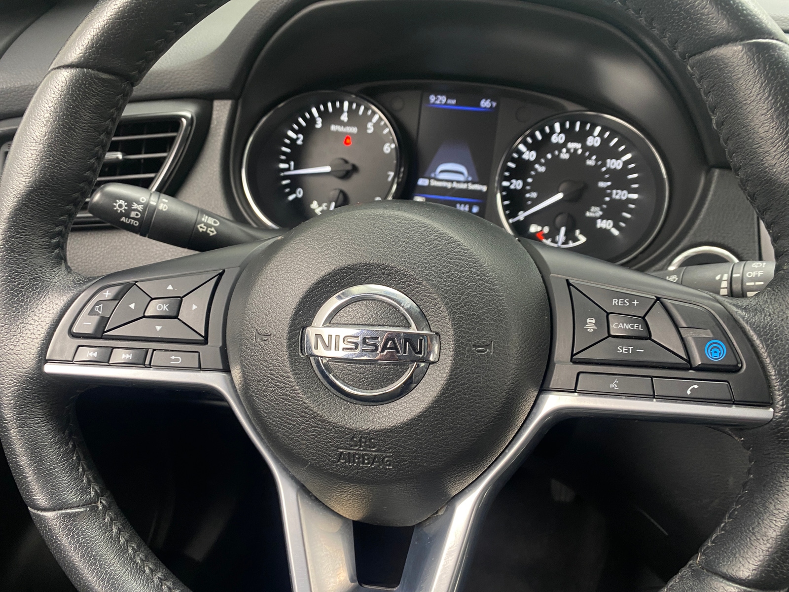 Thumbnail: 2019 Nissan Rogue - 4