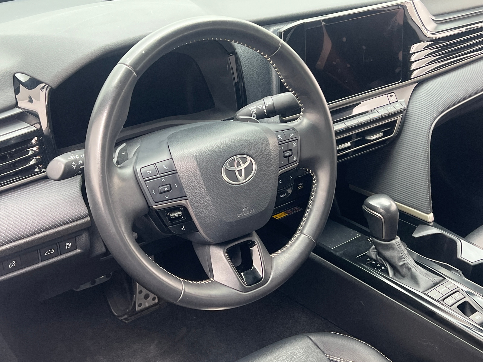 Thumbnail: 2025 Toyota Camry - 5