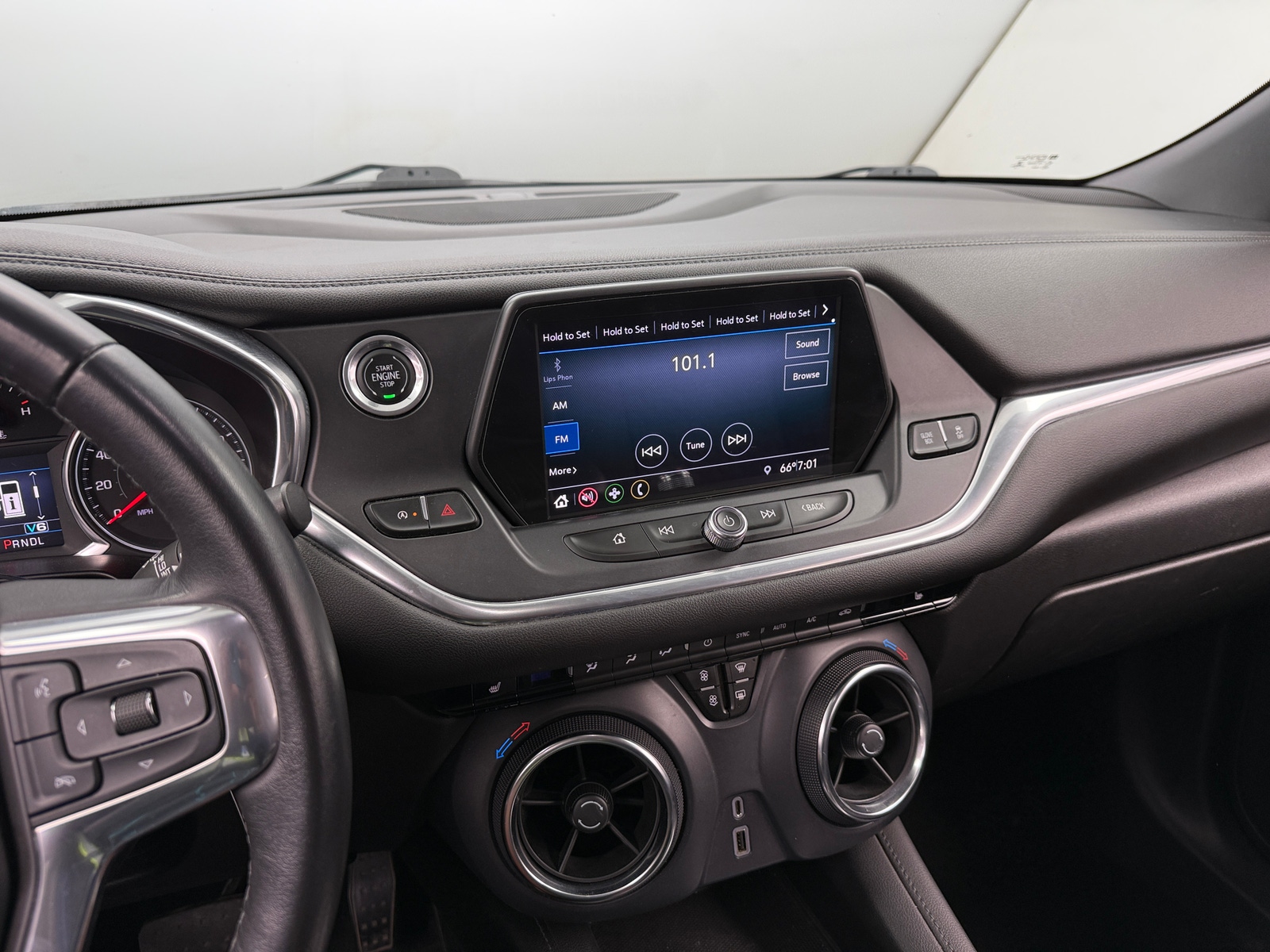 Thumbnail: 2020 Chevrolet Blazer - 4