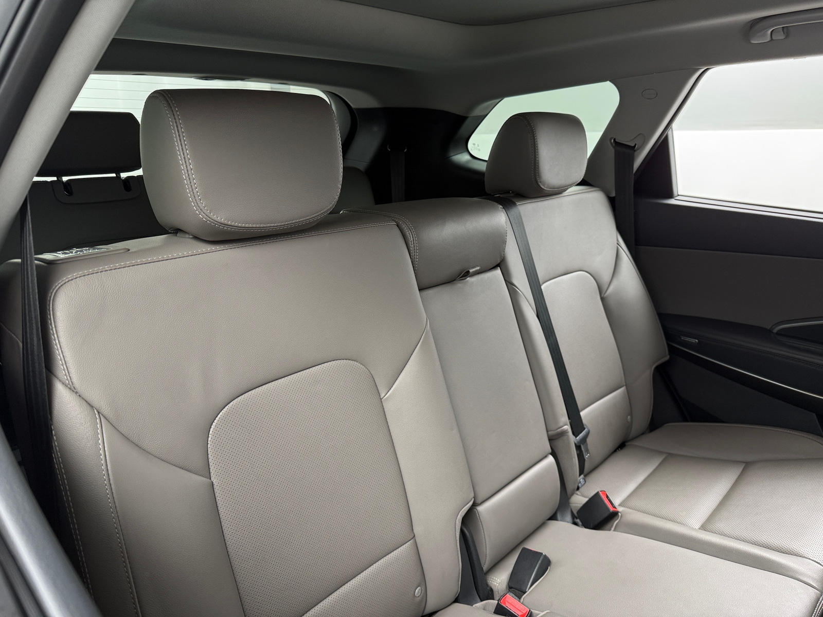 Thumbnail: 2018 Hyundai Santa Fe - 5