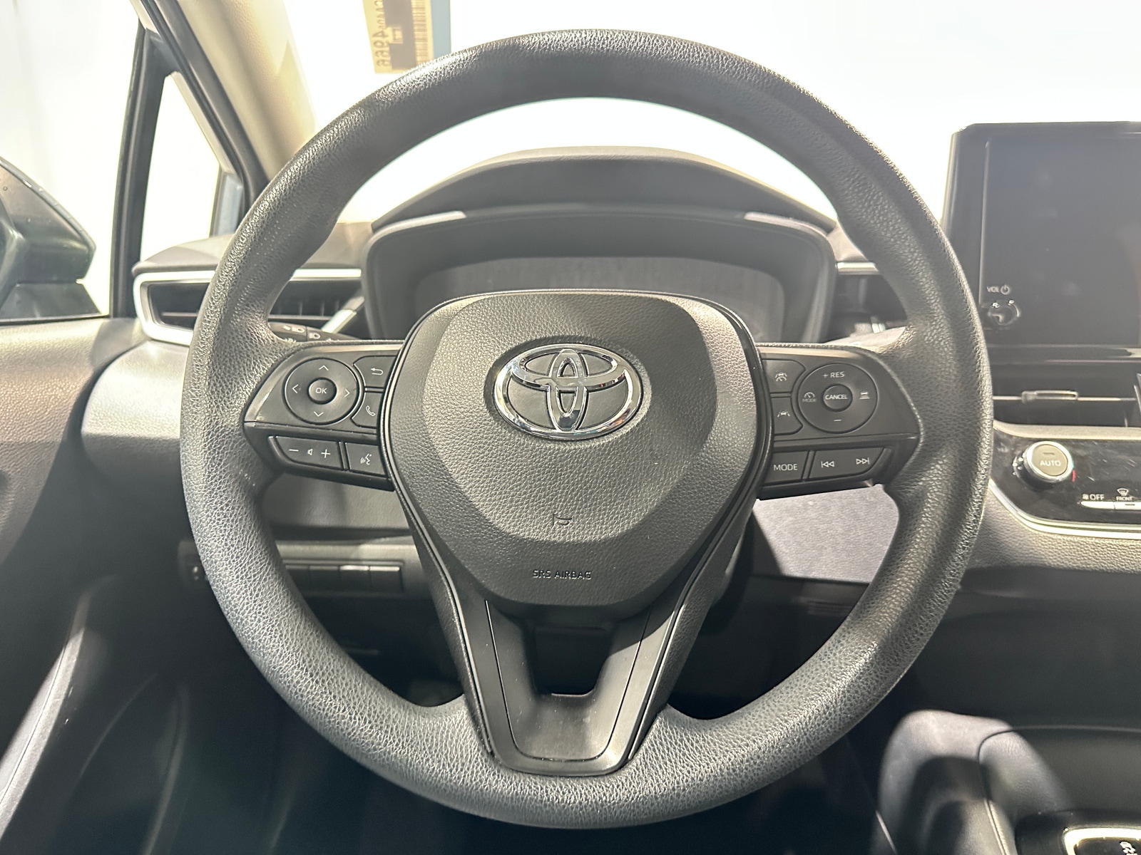 Thumbnail: 2023 Toyota Corolla - 5