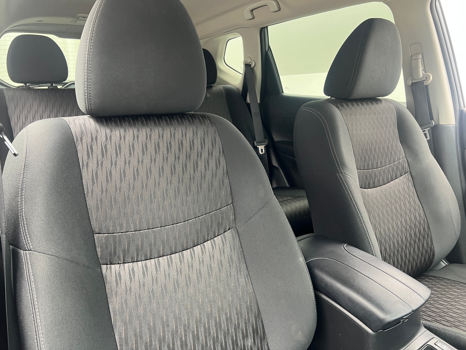 Thumbnail: 2020 Nissan Rogue - 2