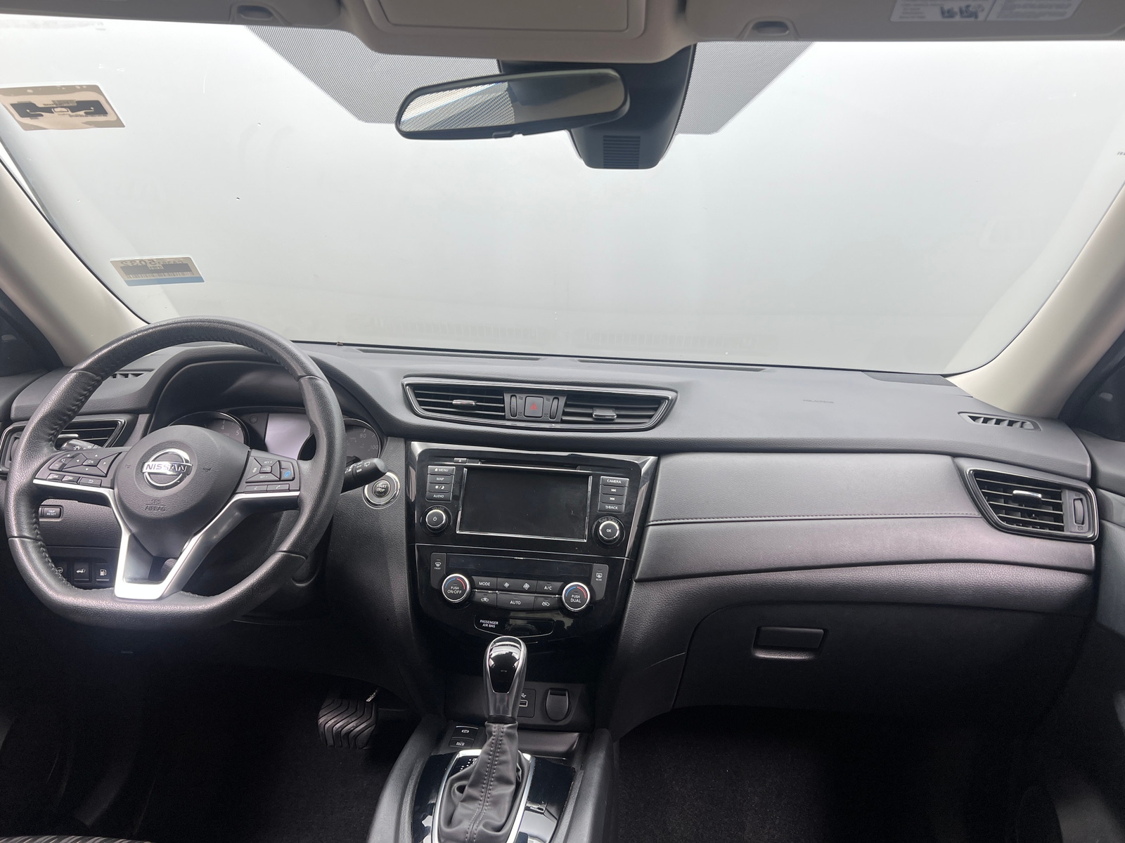 Thumbnail: 2020 Nissan Rogue - 3