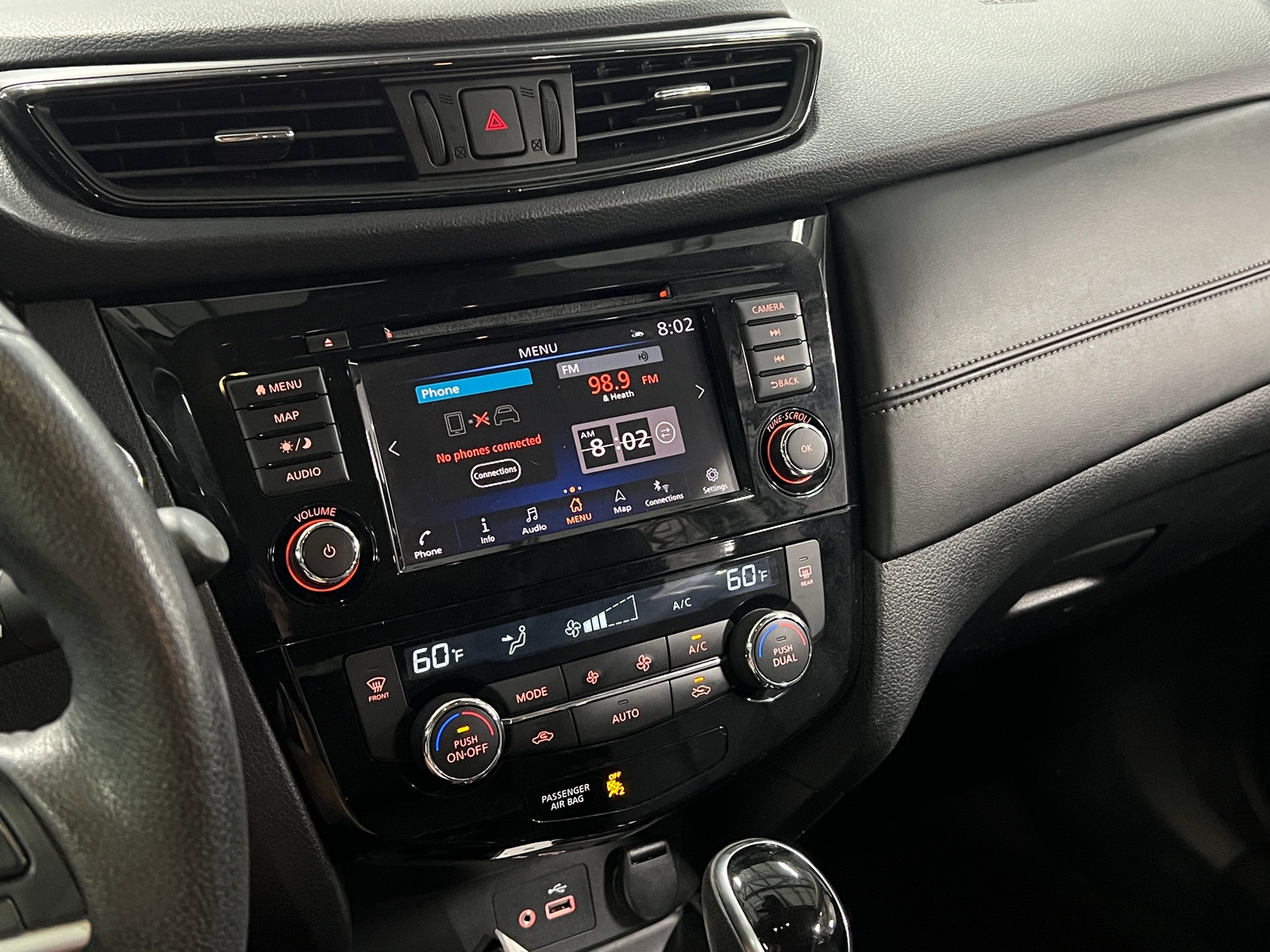 Thumbnail: 2020 Nissan Rogue - 3