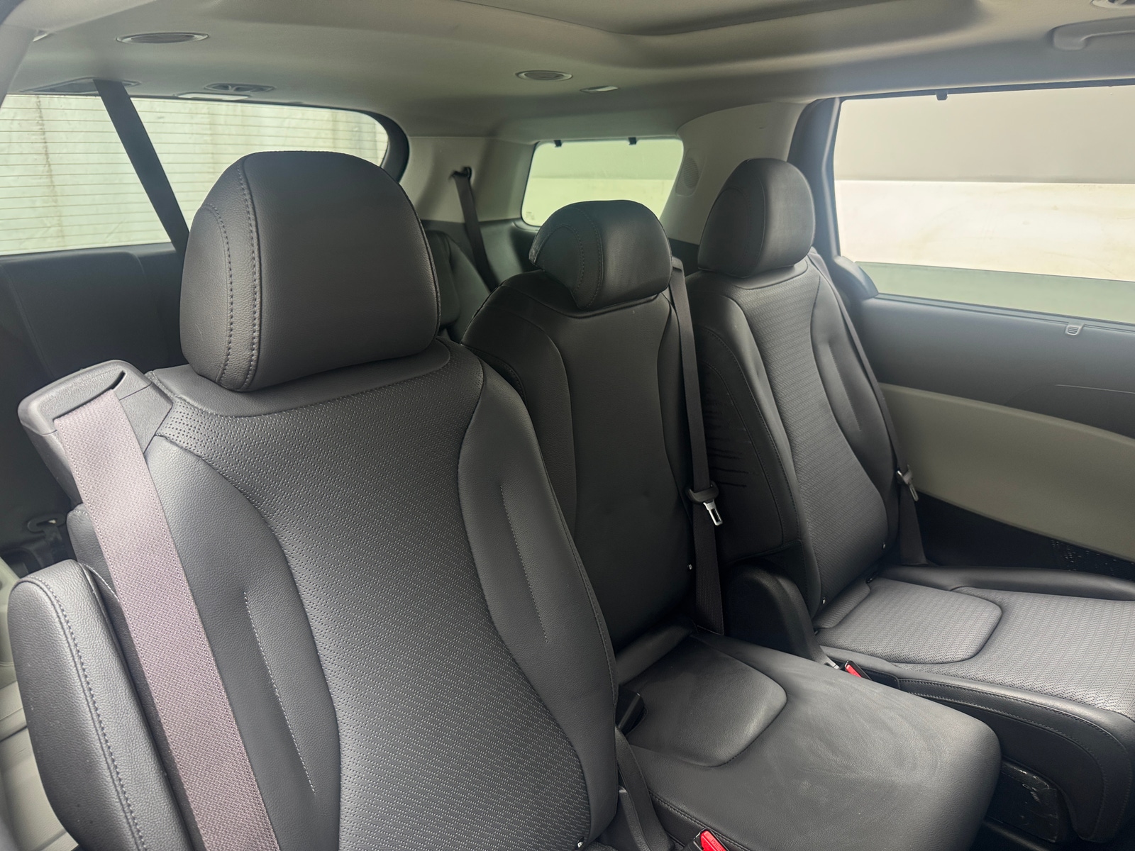 Thumbnail: 2024 Kia Carnival - 5