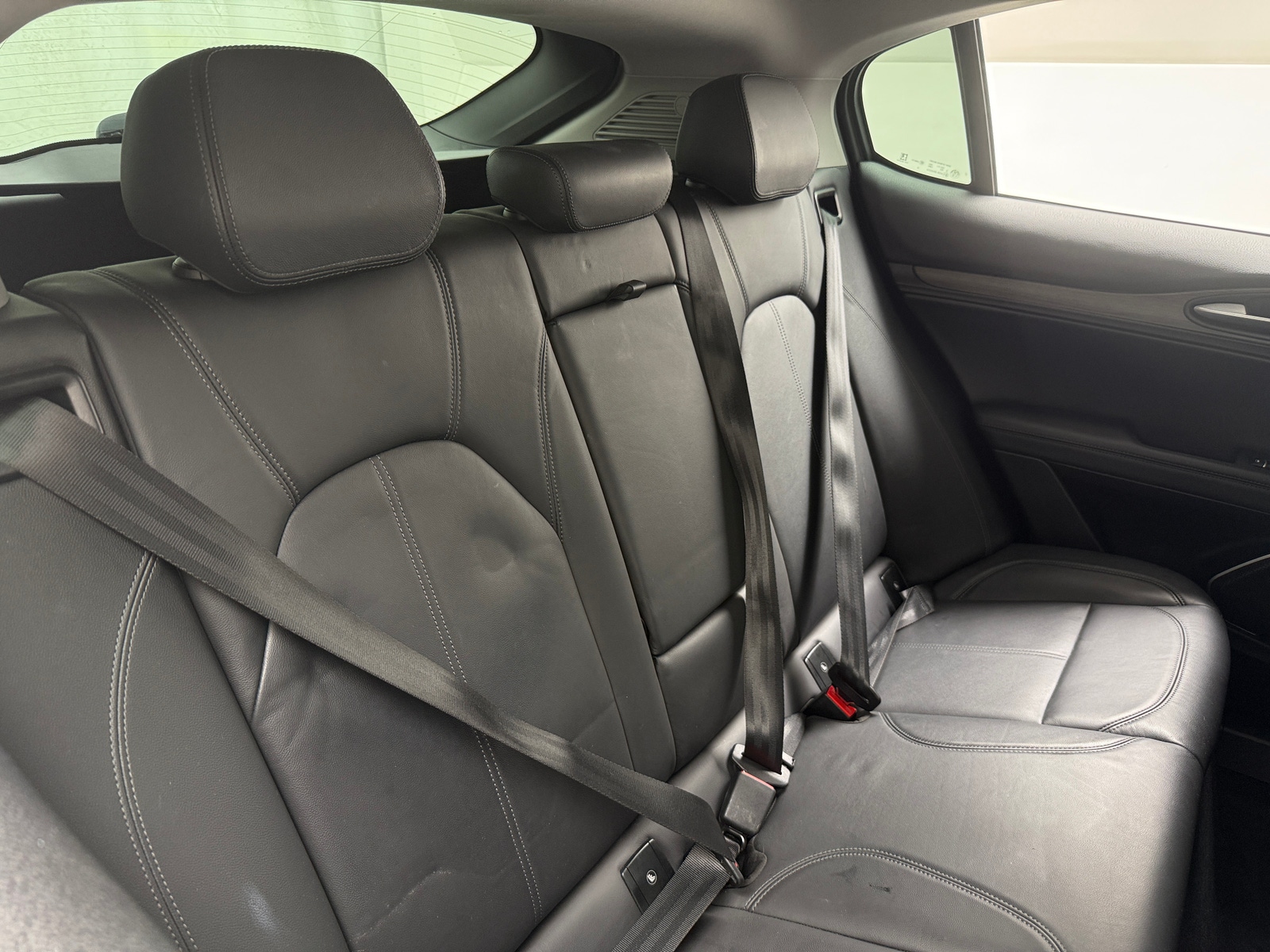 Thumbnail: 2018 Alfa Romeo Stelvio - 5