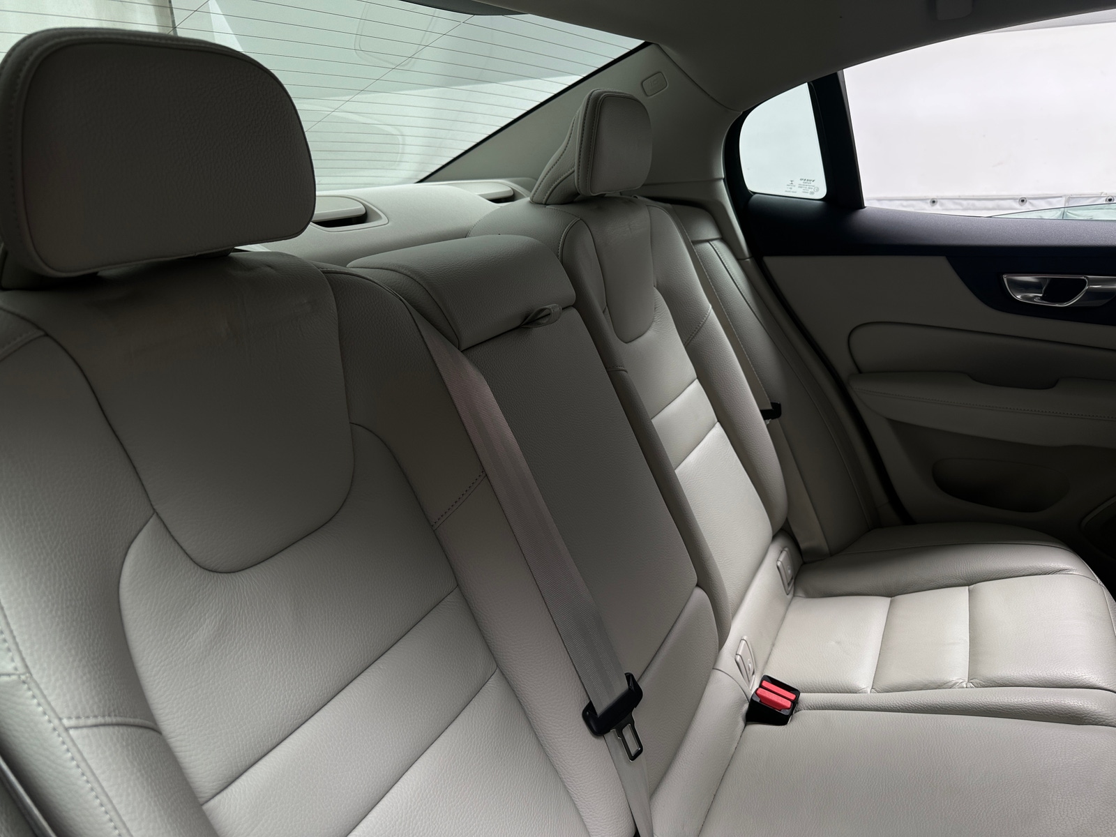 Thumbnail: 2023 Volvo S60 - 5