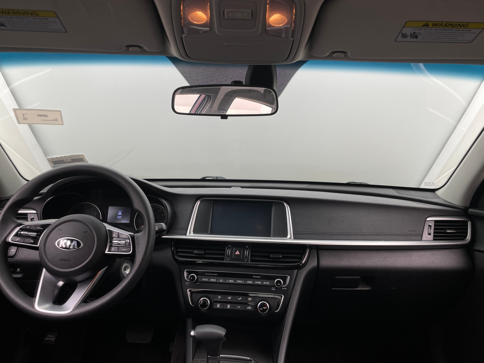 Thumbnail: 2020 Kia Optima - 3