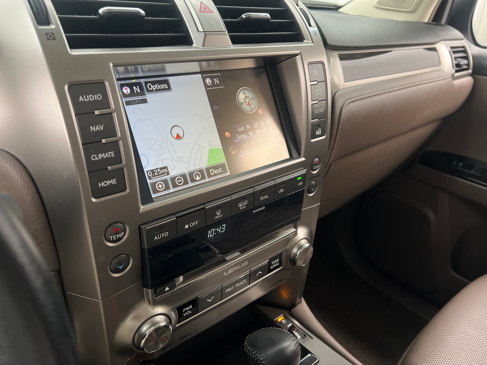 Thumbnail: 2017 Lexus GX - 3