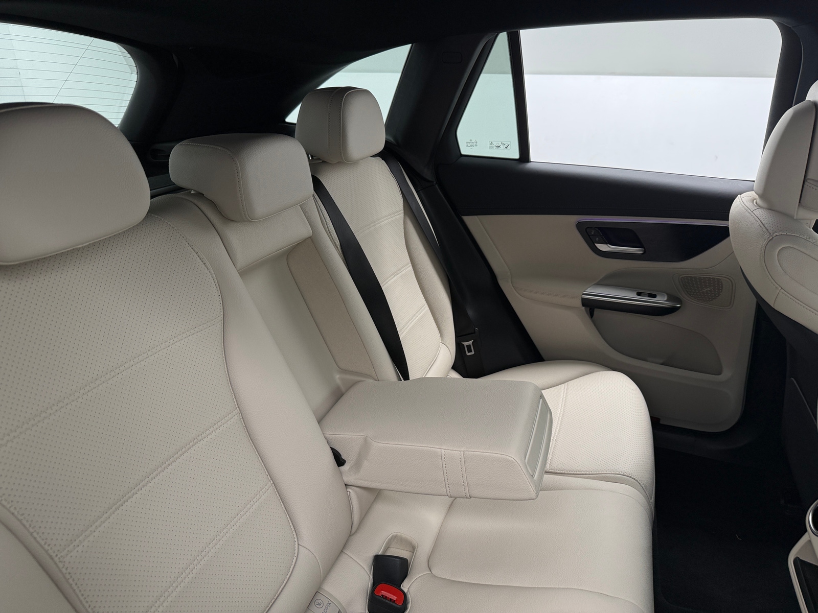 Thumbnail: 2025 Mercedes-Benz GLC - 5