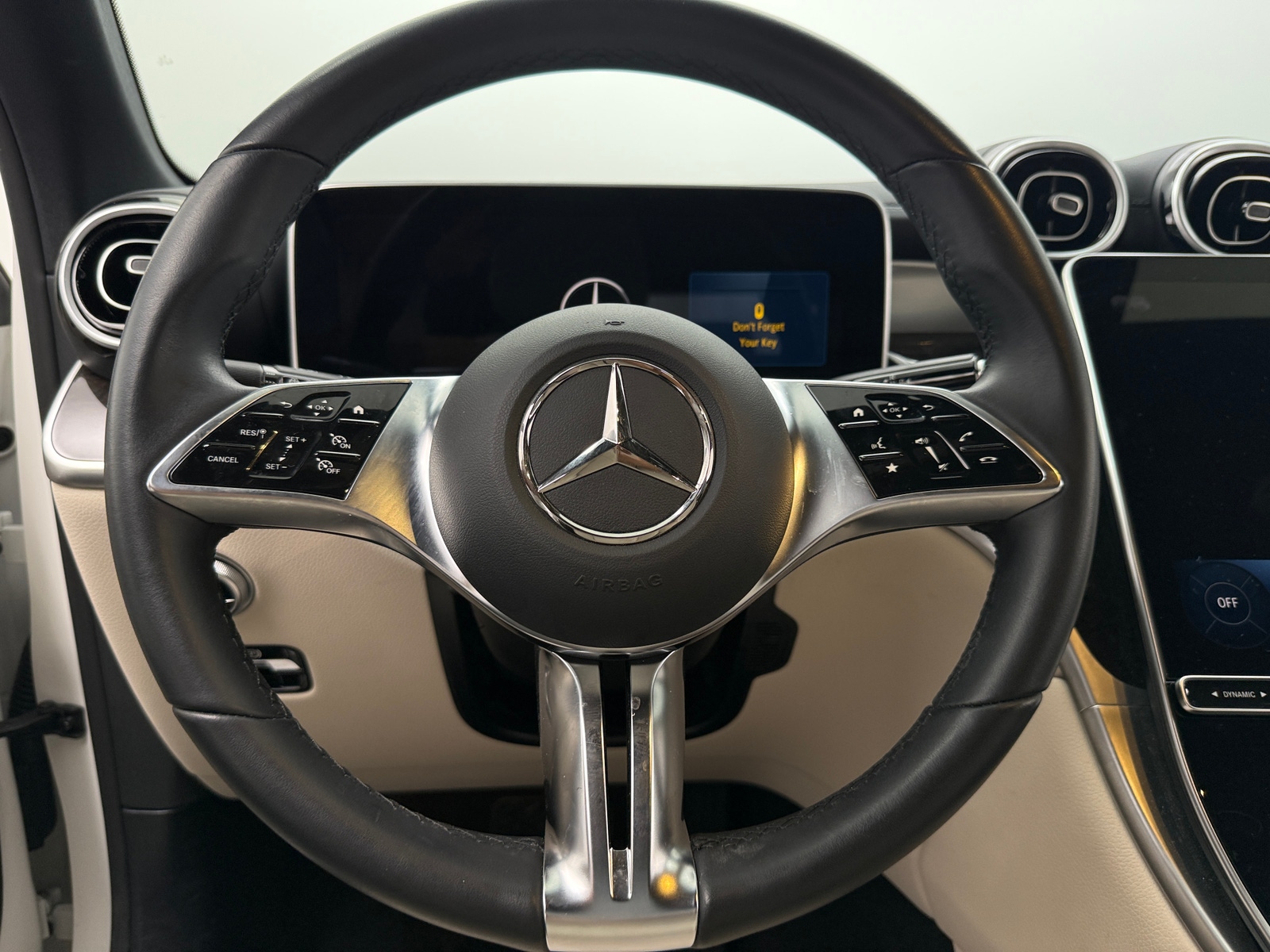 Thumbnail: 2025 Mercedes-Benz GLC - 4