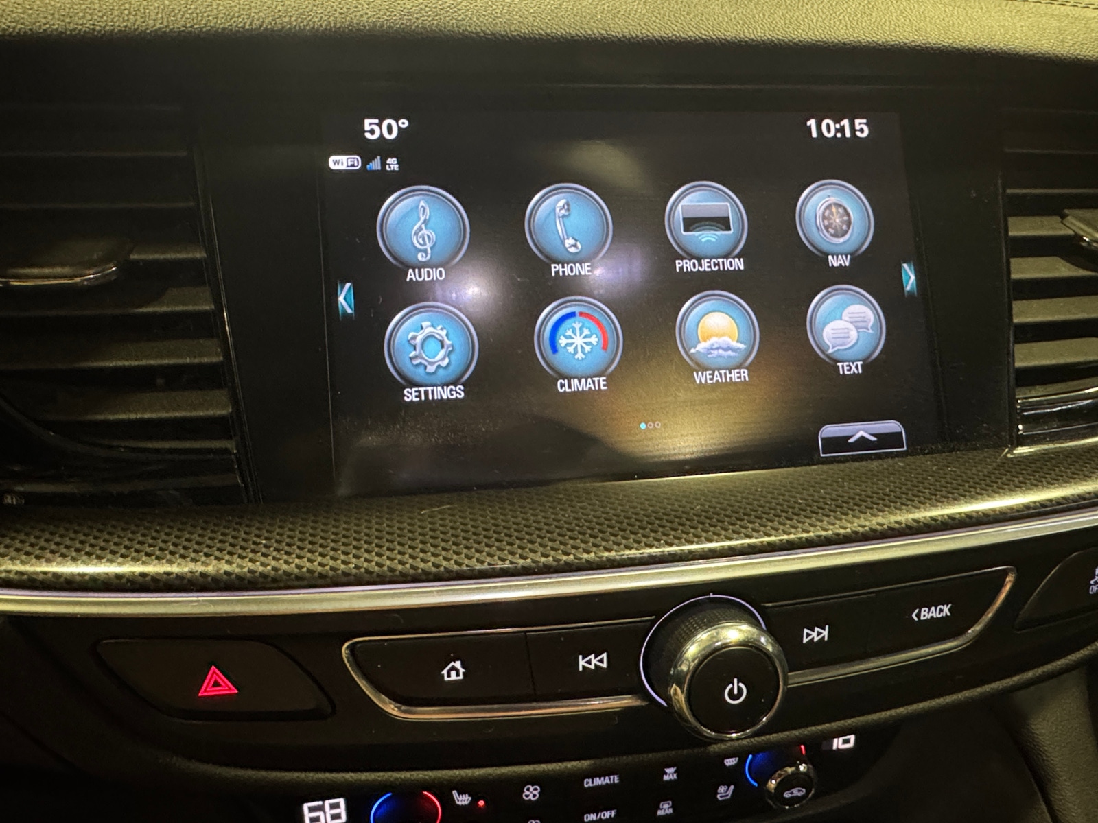 Thumbnail: 2018 Buick Regal - 3