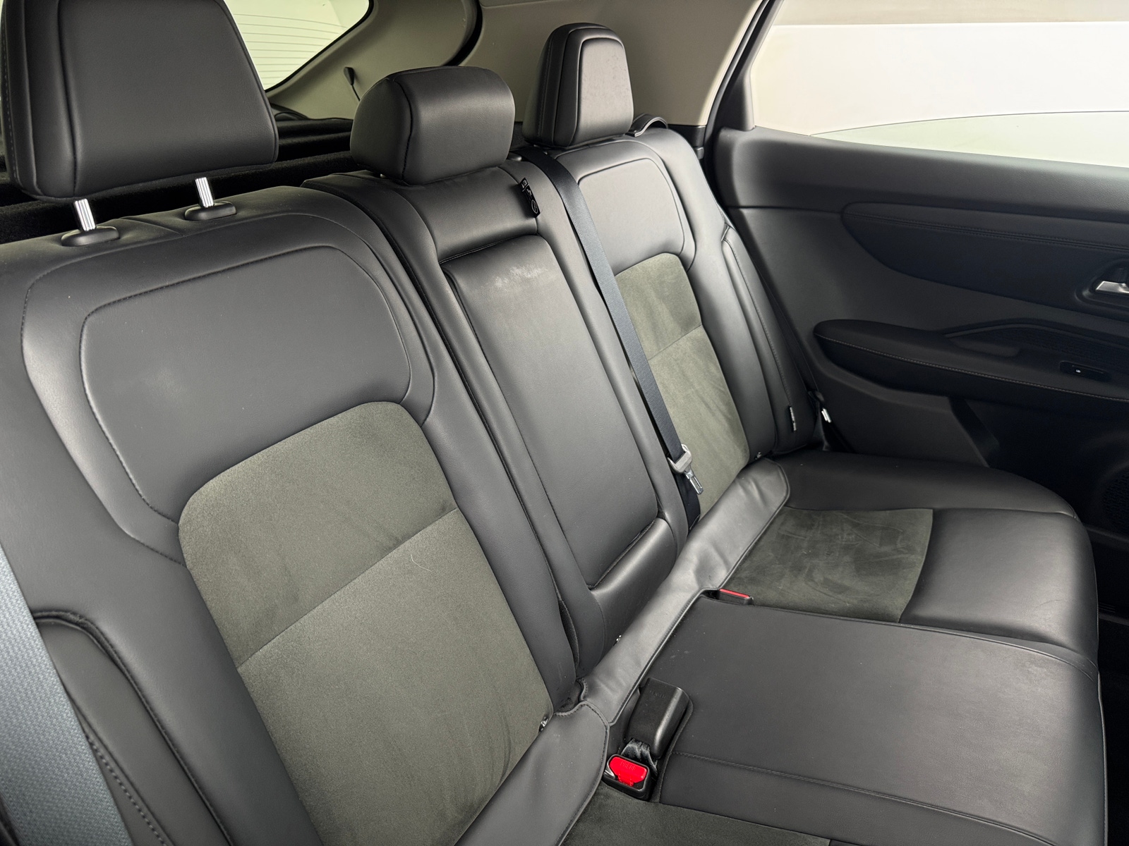 Thumbnail: 2023 Nissan Ariya - 5