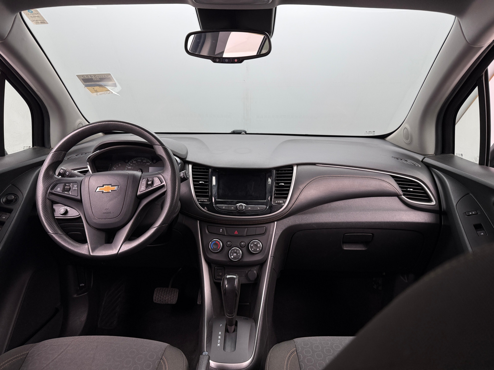 Thumbnail: 2020 Chevrolet Trax - 3