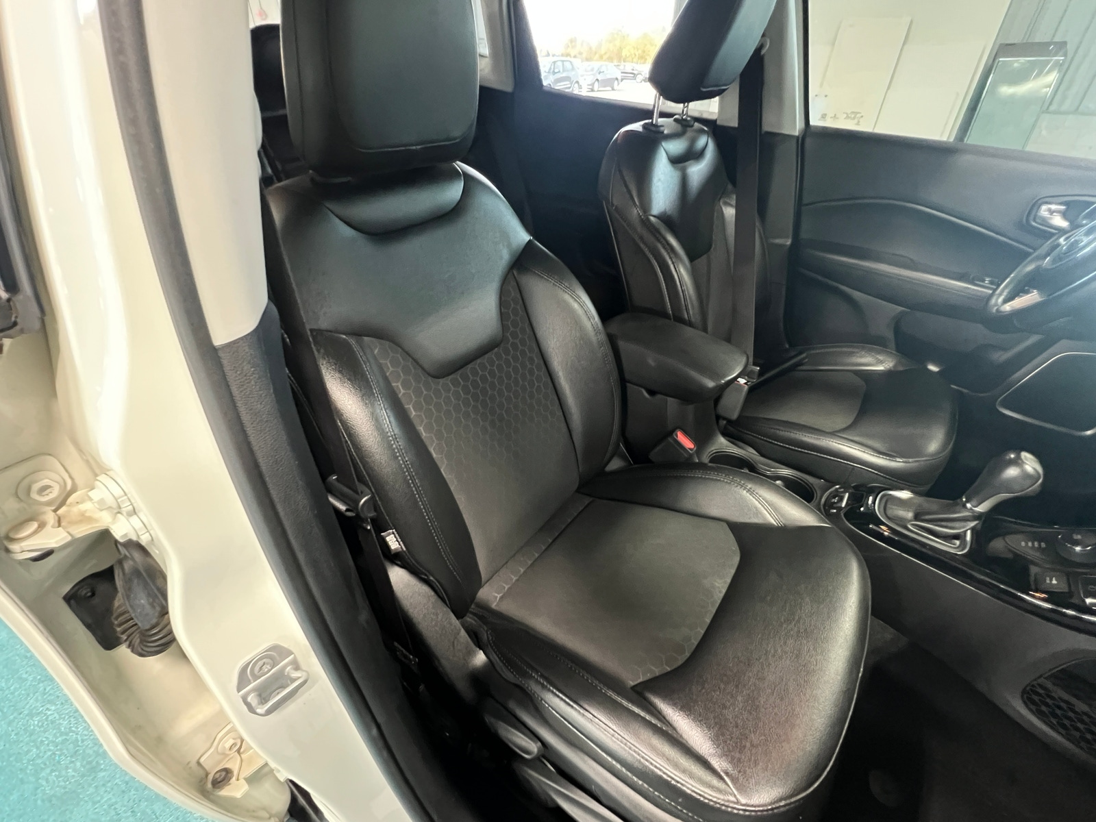 Thumbnail: 2018 Jeep Compass - 2