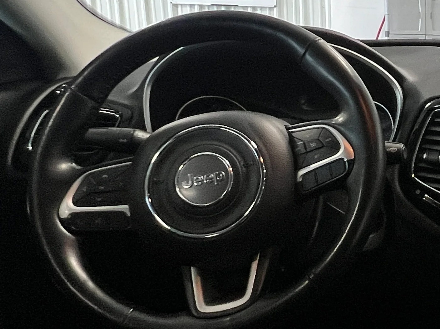 Thumbnail: 2018 Jeep Compass - 5